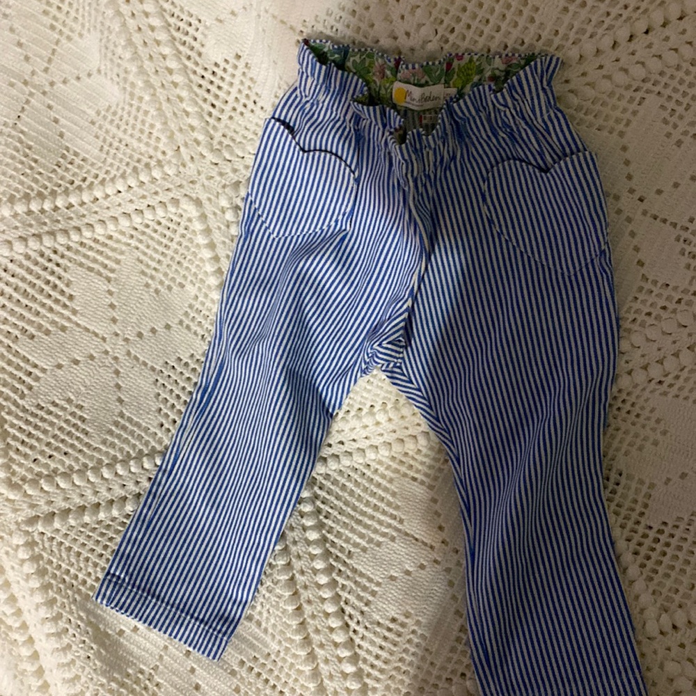 Mini Boden pants striped with hearts